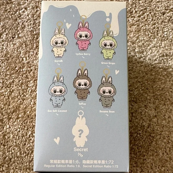 NWT - BRAND NEW The Monsters Exciting Macaron Vinyl Face Plush Pendant - Picture 4 of 8